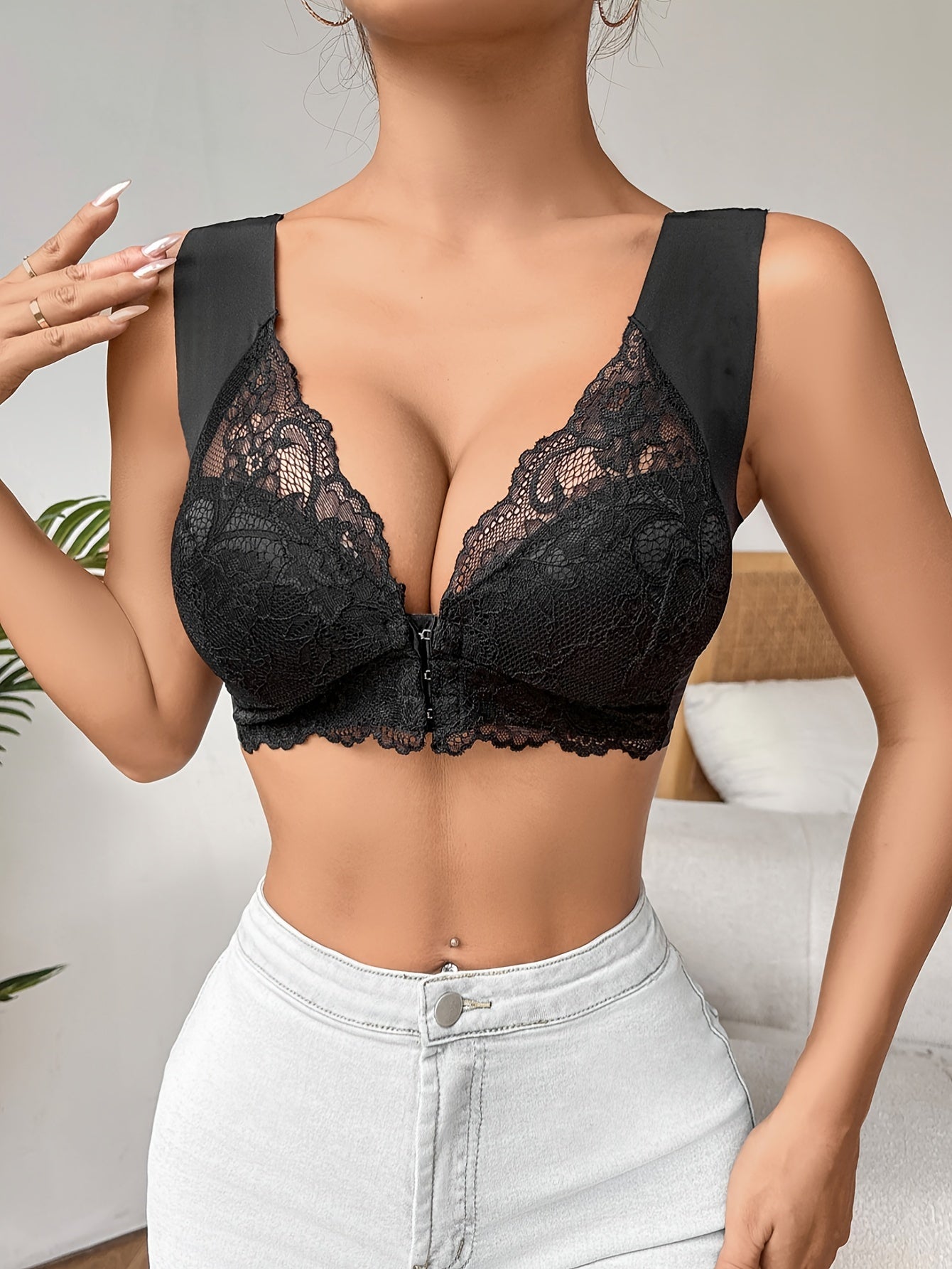 Solid Lace Front Buckle Bra